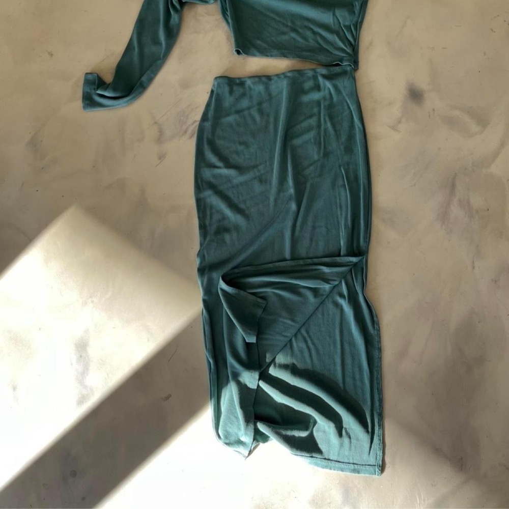 Green One Shoulder Long Sleeve Cutout Slit Dress Going Out Sexy Sz M - Picture 3 of 5